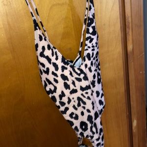 Brand new cheetah sexy swimsuit